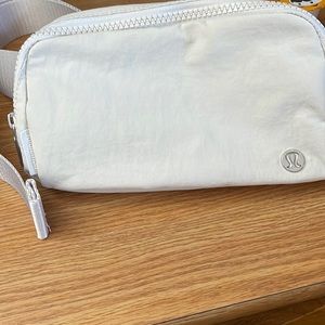 White belt bag